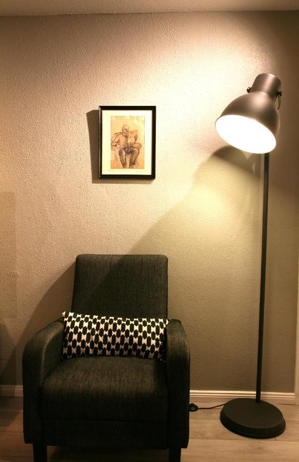 Spacious & Refurbished 1 Bedroom Apartment In Suburban Reykjavik Garthabaer Eksteriør bilde