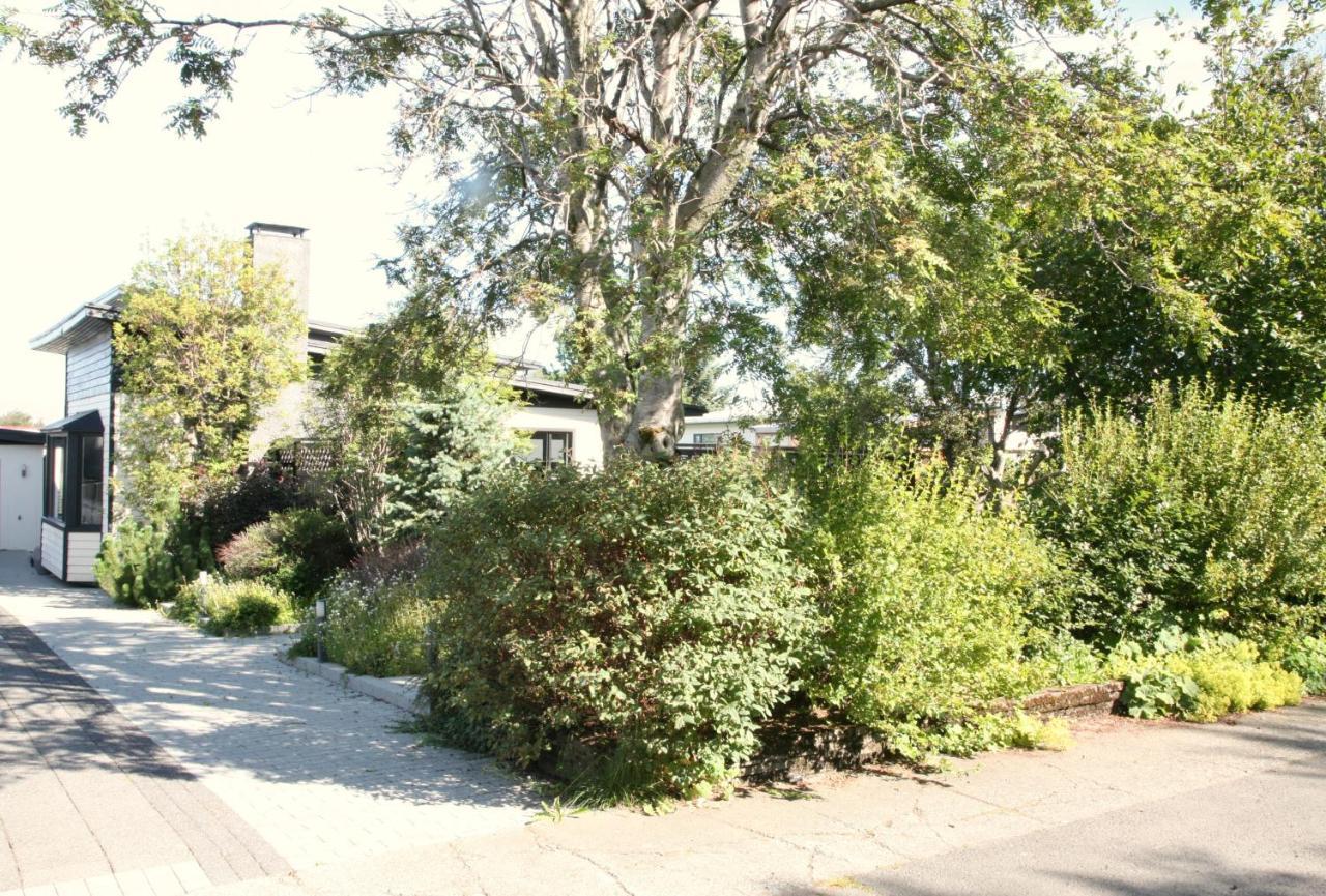 Spacious & Refurbished 1 Bedroom Apartment In Suburban Reykjavik Garthabaer Eksteriør bilde